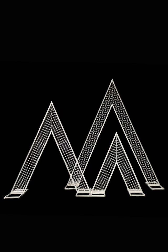 Triangle Mesh Frame